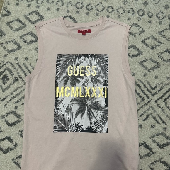Guess Light Pink Crew Neck Tee - Picture 1 of 3